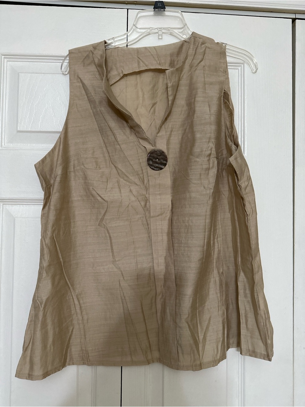 Women's Sleeveless Taupe Button Accent Tank Top